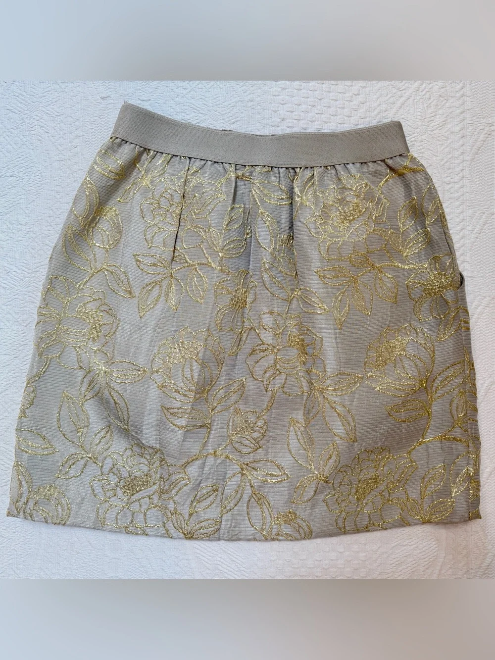 Women’s Gold Metallic Floral Brocade A-Line Skirt Elastic Waist XS Has Pockets!